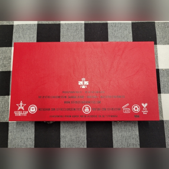 Jeffree Star Blue Blood & Blood Sugar - Picture 5 of 7